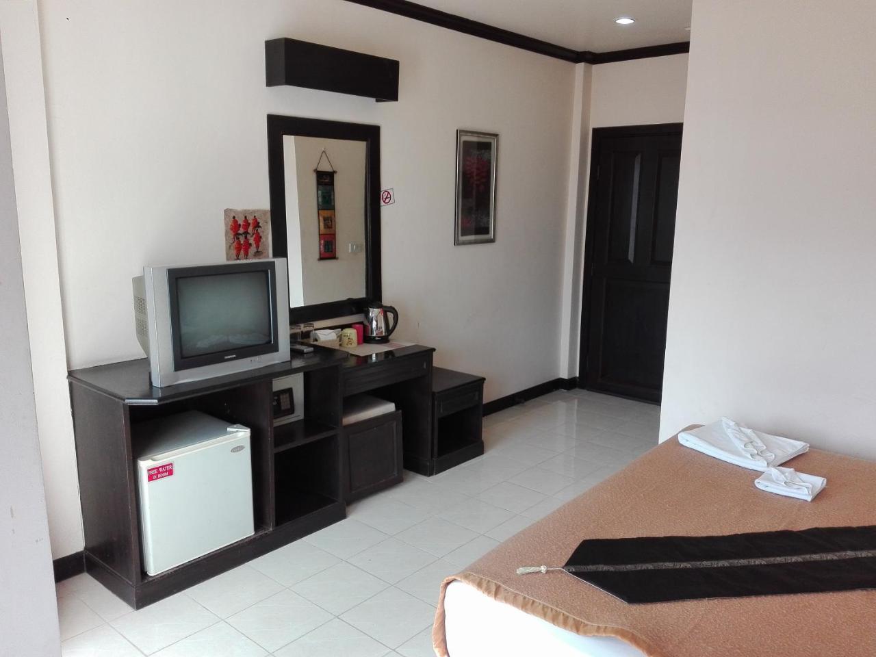 Ramaz Hotel Patong Kültér fotó